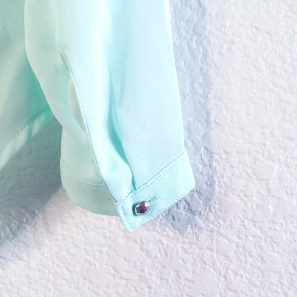 Candie's Mint Green Medium Blouse Pearls - Picture 4 of 5